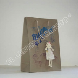 bolsas de papel kraft natural con aplicación al frente de muñeco grande