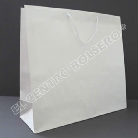 bolsas de papel couche blanco con asas de macrame extra jumbo Centro Bolsero